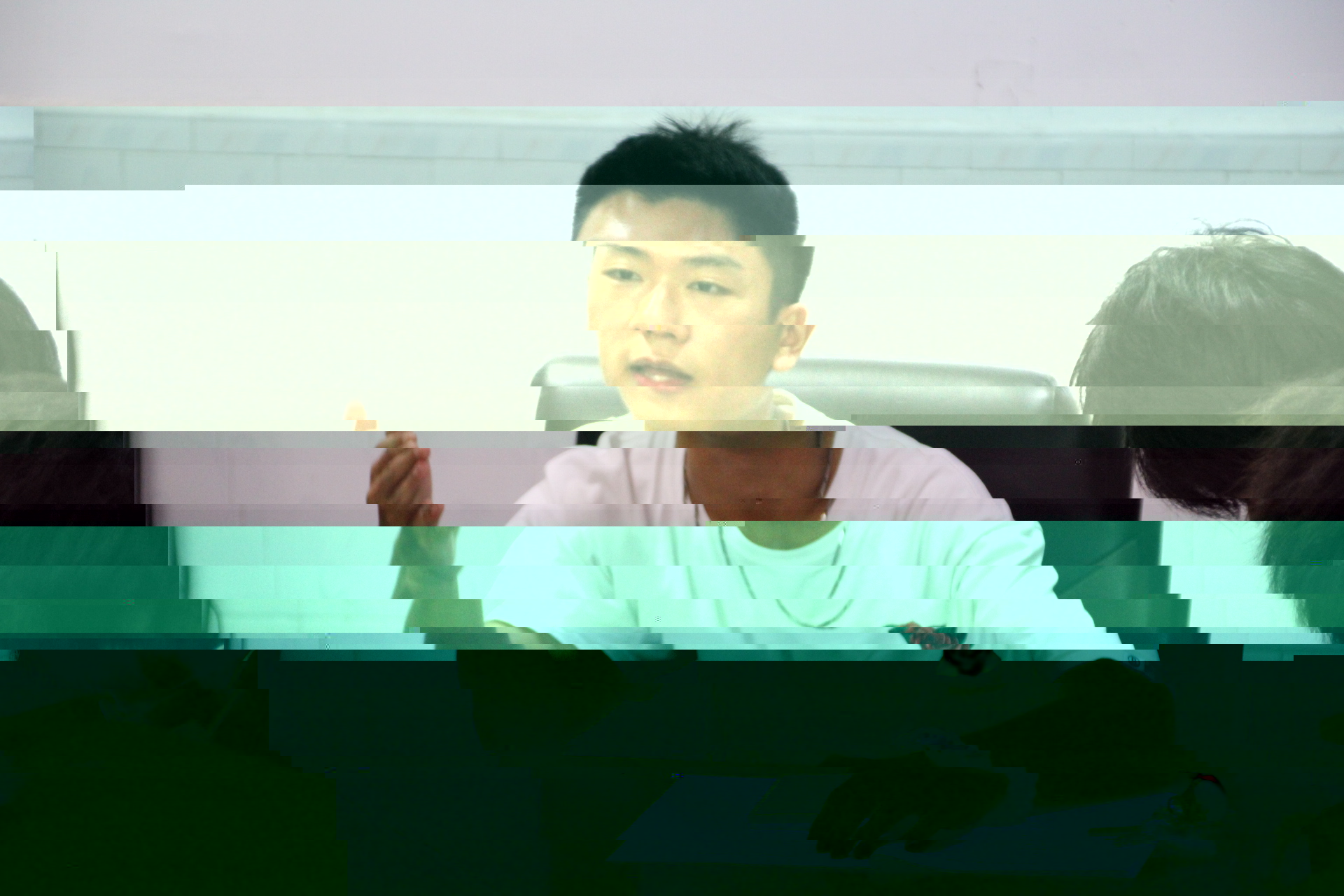 89508febf88e47bfb2a5c9eff65be175.jpg